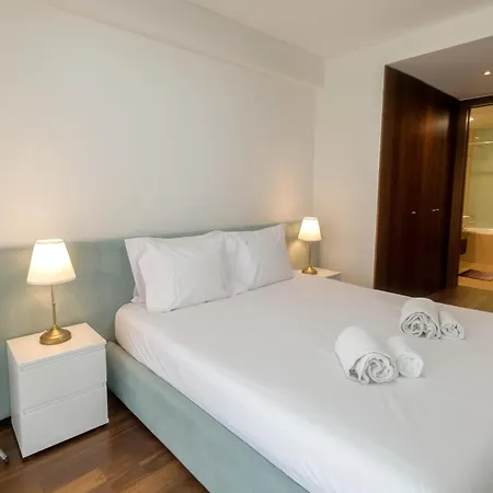 דירה Afurada Premium By Porto Hosts וילה נובה דה גאיה